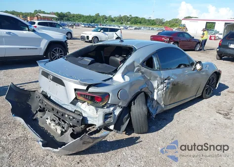 2013 Scion Fr-S 10 Series from USA, damaged, VIN JF1ZNAA18D2732463